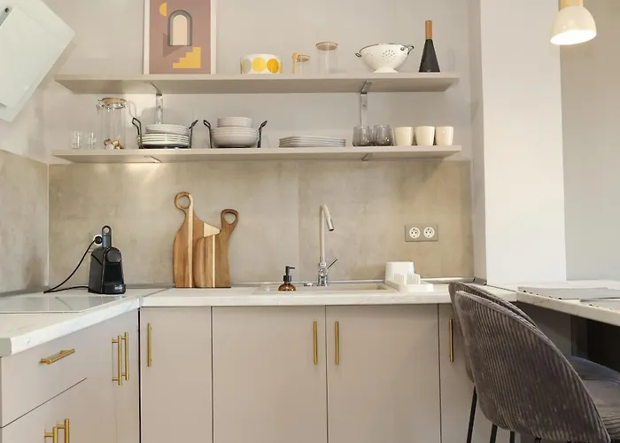 Kapl Charming Nooks * Эрмуполис