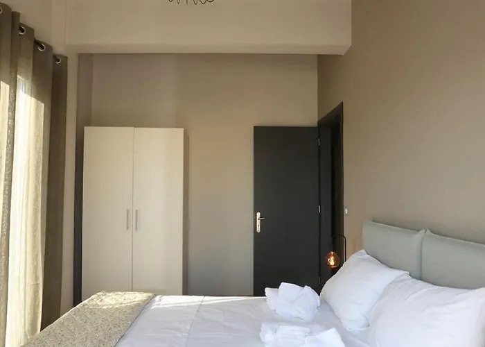 Kapl Charming Nooks Apartamento Ermoupoli